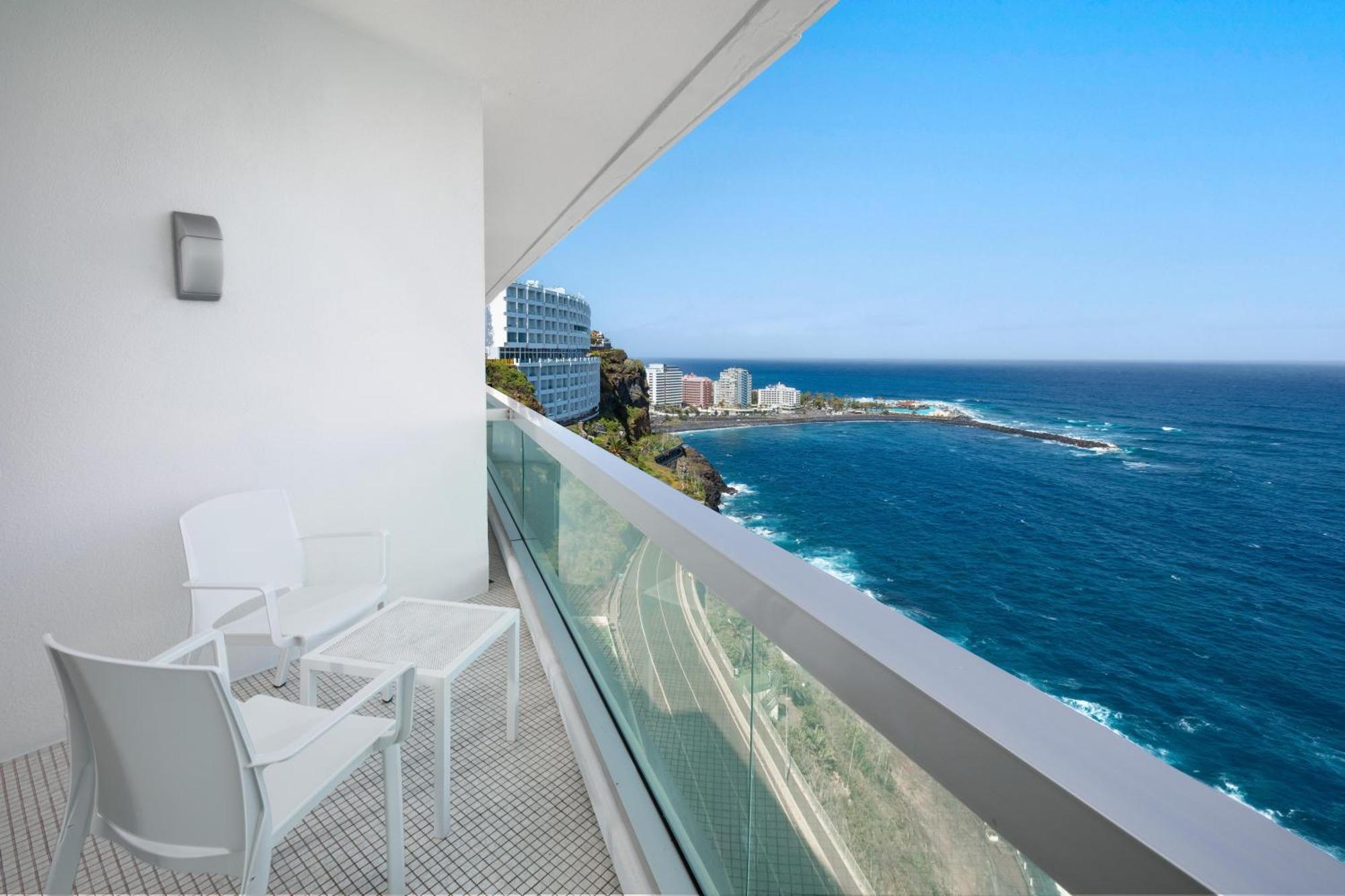 Hotel Best Semiramis Puerto de la Cruz  Exterior foto View from the balcony of a suite at the Hilton Tel Aviv